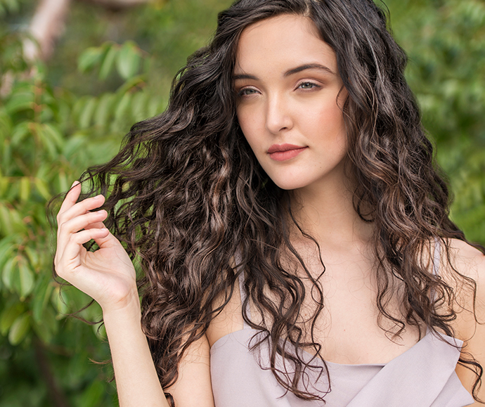 Best Products For Curly Frizzy Hair That Actually Work