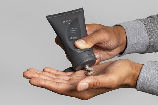 MONAT-FOR-MEN™-Essential-Face-Scrub_Blog_June_2021