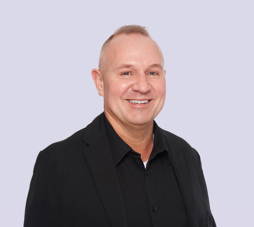 Thomas Buzsaki VICE PRESIDENT GLOBAL EVENTS