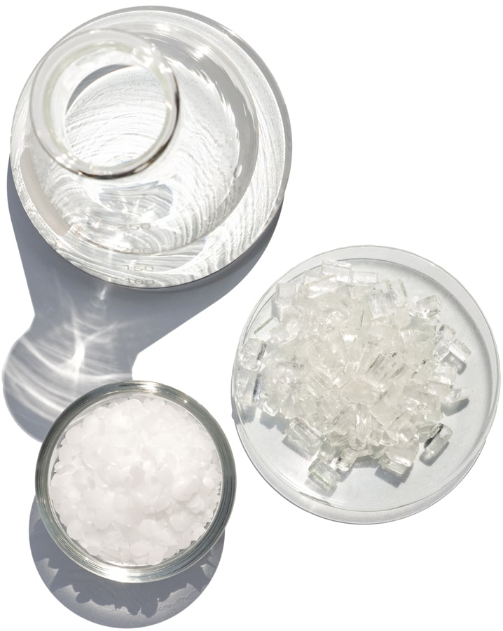 Glass jars with liquids – Skincare formulations in small jars